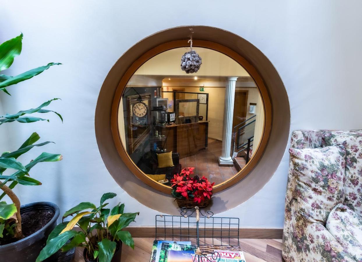 Hostal Rural El Cano By Vivere Stays Alpedrete Екстериор снимка