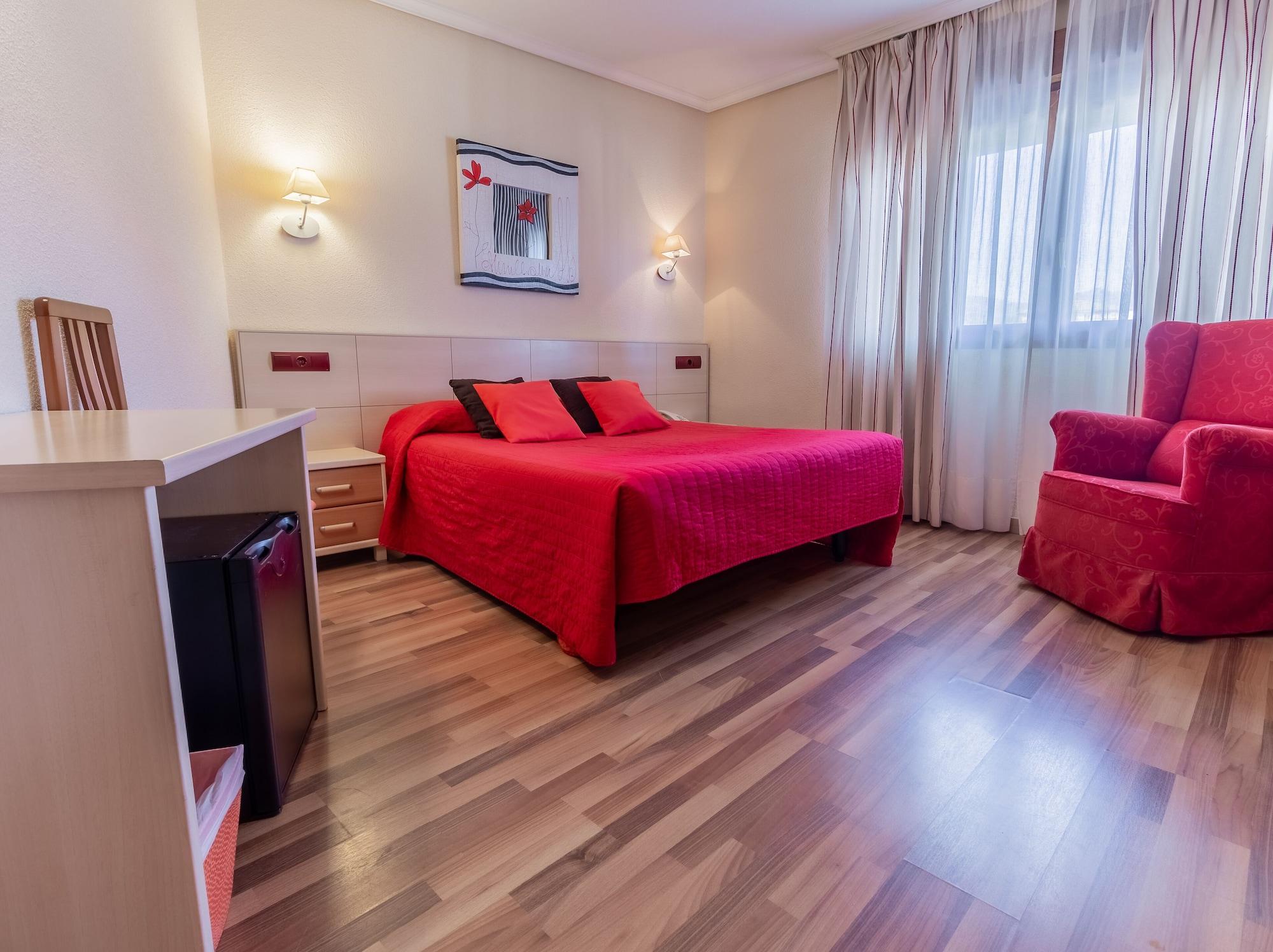 Hostal Rural El Cano By Vivere Stays Alpedrete Екстериор снимка