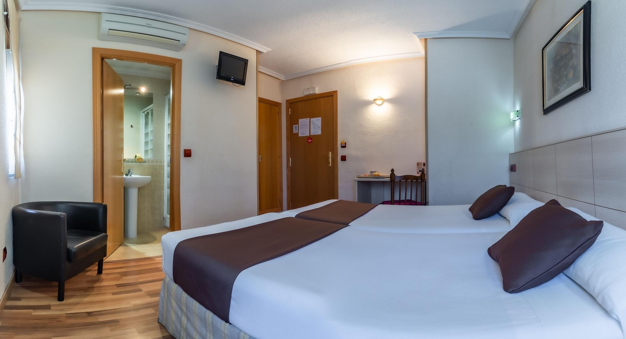 Hostal Rural El Cano By Vivere Stays Alpedrete Екстериор снимка