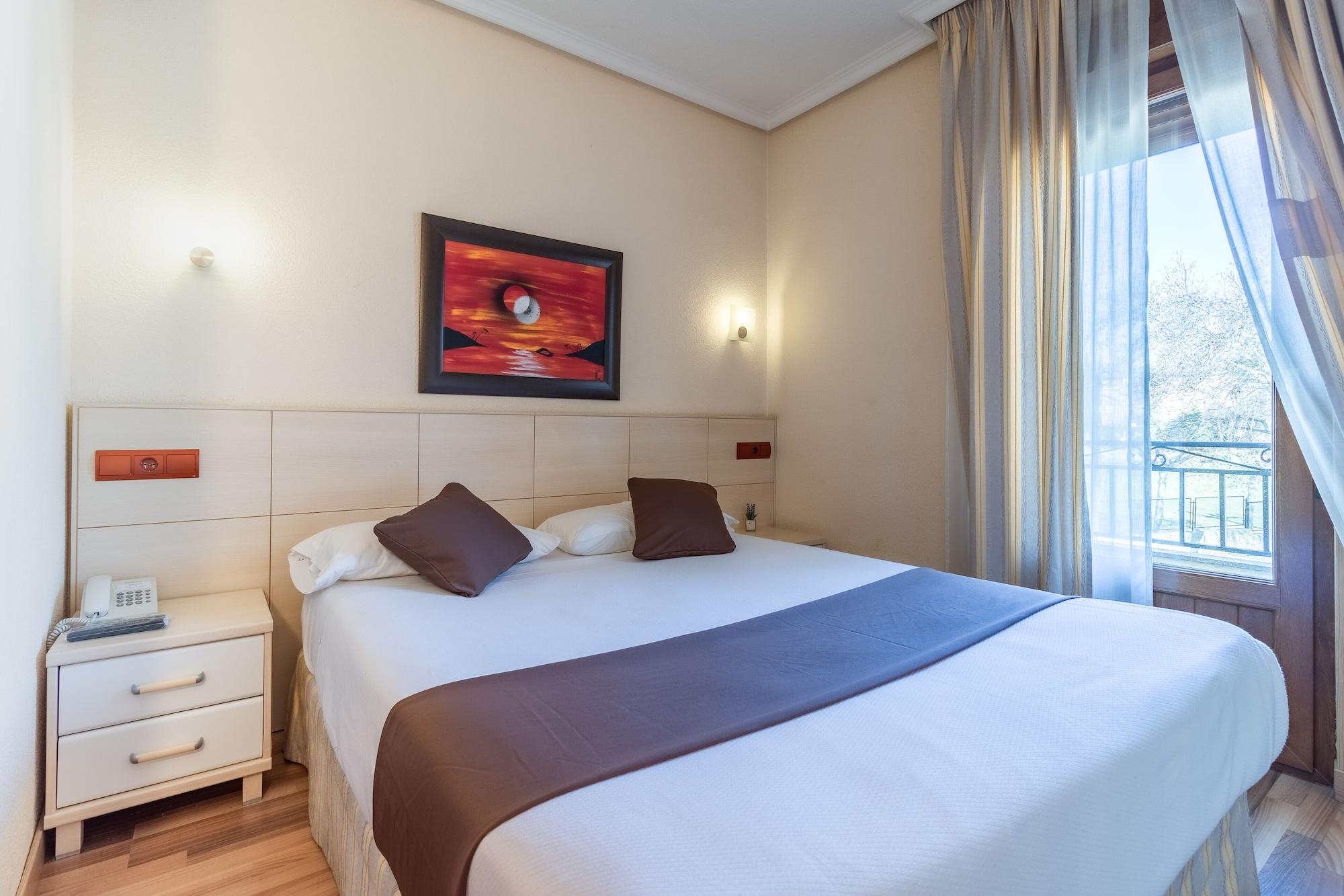 Hostal Rural El Cano By Vivere Stays Alpedrete Екстериор снимка
