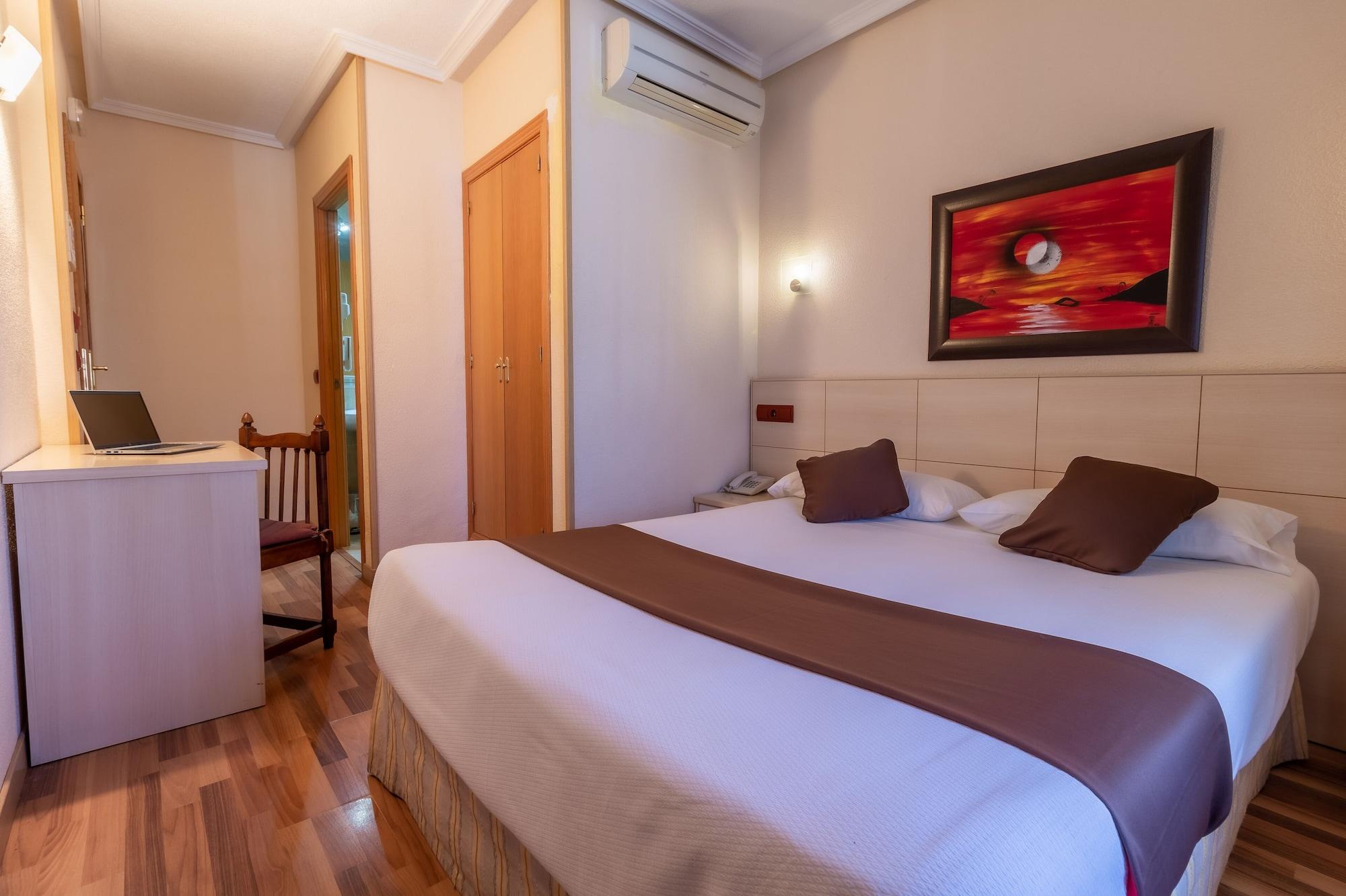 Hostal Rural El Cano By Vivere Stays Alpedrete Екстериор снимка