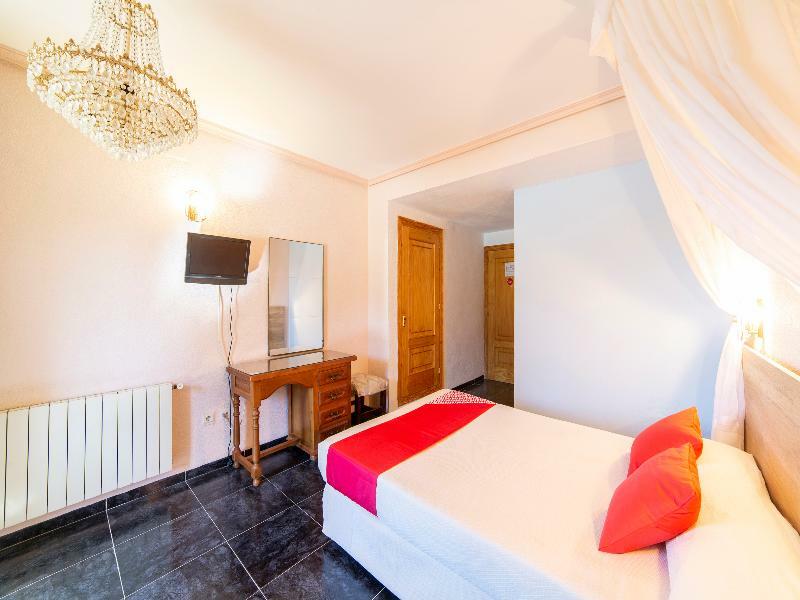 Hostal Rural El Cano By Vivere Stays Alpedrete Екстериор снимка