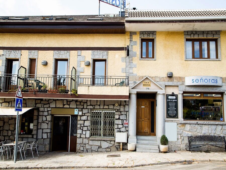 Hostal Rural El Cano By Vivere Stays Alpedrete Екстериор снимка